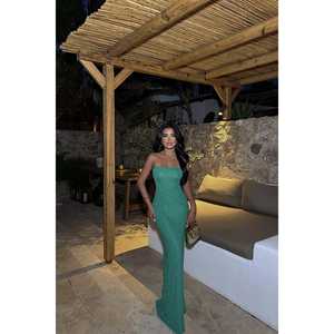 Vestido de Noche Verde Satinado con Lentejuelas en la Espalda, Silueta A-Line para Maternidad, Escote Corazón, Largo hasta el Suelo, con Abertura y Bordados, Ideal para Fiestas - Product Image 5