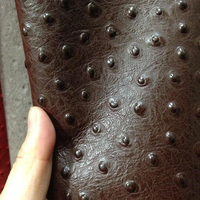 Kain Kulit Imitasi Burung Unta Premium PU Embossed Roll Tahan Air Anti Jamur Dekoratif untuk Tas Kerja Wanita, Tas Tangan, Dompet, dan Sabuk