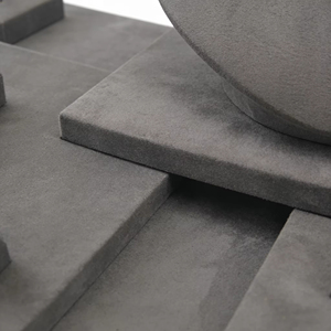 Expositor de Joyería de Terciopelo Gris de Lujo Ligero para Anillos, Collares y Pulseras, Diseño Sencillo, Set de Exhibición de Joyería - Product Image 3