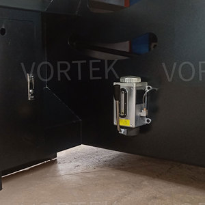 Lame de scie de levage électrique MJ3200 Scie à panneaux en bois à table coulissante de haute précision de 3200mm - Product Image 5