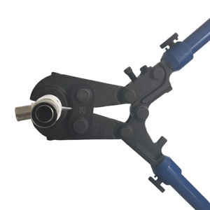 Outil de sertissage manuel 16-32 mm pour tuyaux multicouches Pex-Al-Pex avec mâchoires de pressage en U/Th - Product Image 6