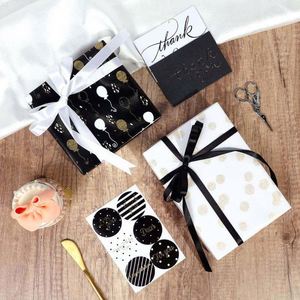 Paquet de conception gratuite boîte d'emballage de cils ondulés rose personnalisée boîtes de papier d'expédition de cils papier découpé froissé couleur - Product Image 1