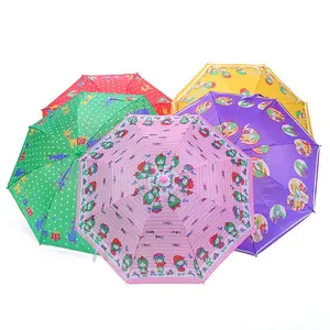 Fabrika doğrudan satış 17 inç 8K çoklu desen çoklu renk için en ucuz çocuk şemsiyesi yağmur toptan