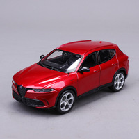 Bburago 1:24 Alfa Romeo, Modelo de Auto Metálico Fundido a Presión, Pieza Coleccionable para Exhibición, con Caja de Color, para Hombres