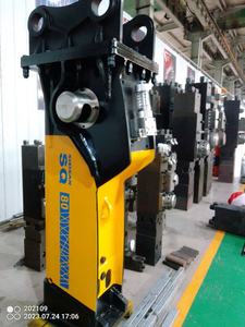 Martillo Hidráulico Tipo Caja SQ 80 con Acumulador, Sistema de Engrase Automático, Motor para Excavadoras de 18-26 Toneladas, Demolición - Product Image 5