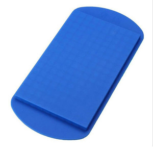 Vente Flash : Bac à glaçons empilable en silicone de qualité alimentaire à 160 mini-cubes, facile à démouler - Product Image 3