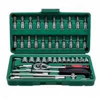 Kit d'outils de 46 pièces avec clé à cliquet en chrome vanadium, douilles de 1/4 pouce et tournevis à cliquet pour la réparation automobile