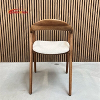Conception normale Grande-Bretagne Style noyer couleur cadre en bois coussin en cuir blanc hôtel NEVA chaises de Restaurant en bois chaise de Table à manger