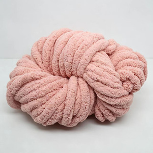 Fil à tricoter et à crocheter en chenille fantaisie, 250g, 2cm, doux, épais, volumineux, géant, haute ténacité, teint, 100% polyester, vente en gros - Product Image 1