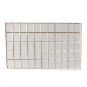 Barquette de rangement blanche classique écologique à 50 compartiments, rectangulaire, jetable, en PVC de qualité alimentaire et médicale - Product Image 5