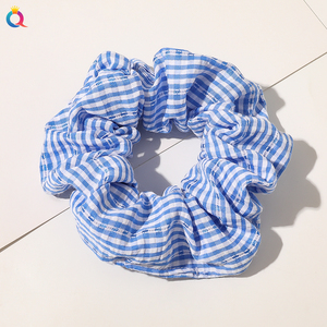 QIYUE उच्च ग्रेड धारीदार लोचदार बाल संबंधों कोरियाई कस्टम बड़े फैंसी बाल <span class=keywords><strong>Scrunchies</strong></span> - Product Image 5