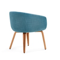 Fauteuil lounge jaune en tissu tissé texturé avec pieds courbés en bois, idéal pour café, négociation ou comme chaise d'invité