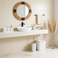 Ensemble d'accessoires de salle de bain 9 pièces en or blanc, rayures verticales, distributeur de savon en résine, poubelle, porte-brosse de toilette pour maison de luxe