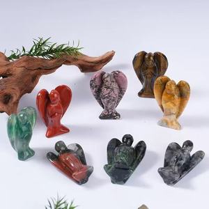Vente en gros d'oeil de tigre naturel cristal pierre Reiki sculpté cristal artisanat avec ange décoration de la maison matériau mixte pour le thème de l'amour - Product Image 2