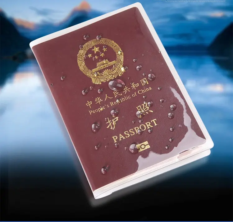 कस्टम व्यक्तिगत निविड़ अंधकार यात्रा बटुआ पीवीसी पासपोर्ट धारकों थोक के साथ डिजाइन