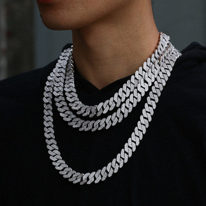<span class=keywords><strong>Cadena</strong></span> cubana chapada en <span class=keywords><strong>oro</strong></span> <span class=keywords><strong>de</strong></span> 18 quilates para hombre, joyería <span class=keywords><strong>de</strong></span> cobre <span class=keywords><strong>de</strong></span> circón para <span class=keywords><strong>caballero</strong></span> distinguido - Product Image 4