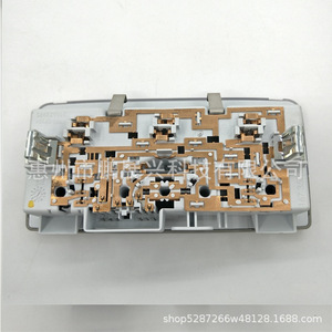 ชุดไฟโดมเชฟโรเลต 12 โวลต์ 22774329 สำหรับไฟอ่านหนังสือภายในรถครูซ - Product Image 2