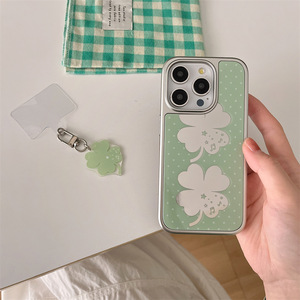 Coque de téléphone miroir trèfle à quatre feuilles fraîcheur estivale pour iPhone 17 Pro Max 16 15 14 13 antichoc pour femme - Product Image 4
