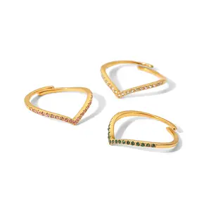 थोक स्टेनलेस स्टील लड़की मिठाइयां सगाई की अंगूठी प्राकृतिक पत्थर पन्ना 18 K सोने गुलाबी सफेद क्रिस्टल पत्थर की अंगूठी
