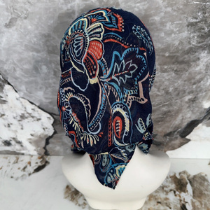 <span class=keywords><strong>Foulard</strong></span> con viscosa estiva di colore scuro con disegno floreale da donna alla moda copricapo personalizzato sciarpa Pre-legata - Product Image 3