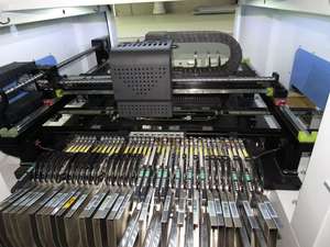 ماكينة انتقاء مكان أوتوماتيكية صغيرة تعمل بضوء Led مع 8 رؤوس عمل من HUAI Guochuang ، ماكينة رقاقة <span class=keywords><strong>BGA</strong></span> SMD - Product Image 2