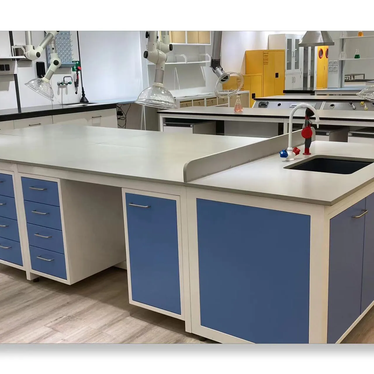 Banco da lavoro da laboratorio tavolo per mobili da laboratorio elettrico medico mobili per scuole usati moderni mobili da laboratorio per scuole 3 anni