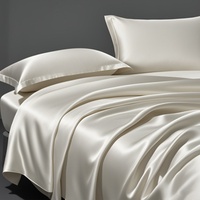 Parure de lit quatre pièces de luxe en soie glacée, blanc cassé, ultra-douce, style minimaliste