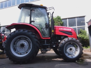 Tracteur 190 CV avec cabine, filtre de luxe et boîte de vitesses 8+8, certifié CE, cabine climatisée et sécurisée - Product Image 3