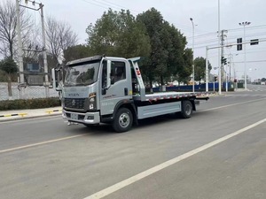 Camion <span class=keywords><strong>de</strong></span> remorquage à plateau plat <span class=keywords><strong>de</strong></span> sauvetage routier Howo <span class=keywords><strong>de</strong></span> haute qualité et à bas <span class=keywords><strong>prix</strong></span> - Product Image 4