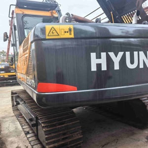 Excavatrice sur chenilles Hyundai R220-9S d'occasion, 21,9 tonnes, avec moteur Cummins, hydraulique HYUNDAI, 100-3000 heures, construction durable - Product Image 4