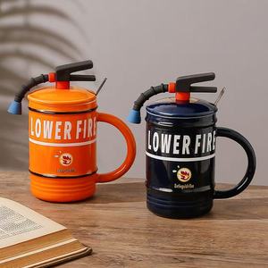 M 480ML Drôle Extincteur Tasse Bureau Salon Extérieur Personnalité Tasse À Thé Mâle Femelle Étudiante Couple Tasse En Céramique - Product Image 1