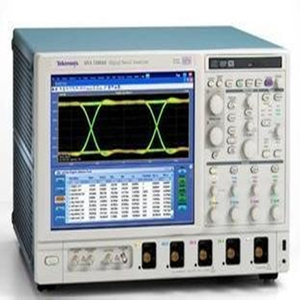 Osciloscopio Portátil de Doble Canal de Alta Precisión Rohde & Schwarz RTH1002 con 1 Año de Garantía Multivoltaje - Product Image 1