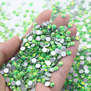 Whatstone新しいミストペリドットカラー無料サンプル卸売ガラスストーンネイルデコレーション用バルクラインストーン - Product Image 2