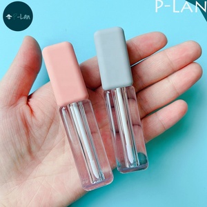Tubos cuadrados de brillo de labios, tubos de brillo de labios pequeños, personalizados, con caja y logotipo, tacto suave, color gris y rosa, 100 ml, marca de P-LAN, disponible, 2,5 Uds. - Product Image 3