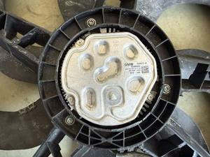 17428596240 Conjunto de Ventilador de Refrigeración de Motor OEM Usado al por Mayor, Ventilador de Radiador Original Usado con Unidad de Control para <span class=keywords><strong>BMW</strong></span> X1 X2 2015-2020 - Product Image 4