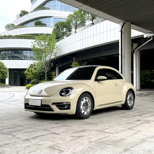 Volkswagen 1.2t LHD 3 portes 4 places automatique R17 avec toit ouvrant panoramique, berline élégante de haute qualité 2019 à vendre - Product Image 1