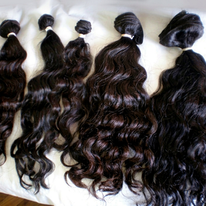 Cabello Humano Remy Indio 100% Virgen para Tejer, Doble Trama, Sin Procesar, Todos los Colores Disponibles, Origen Tamil Nadu, 125 gramos - Product Image 1