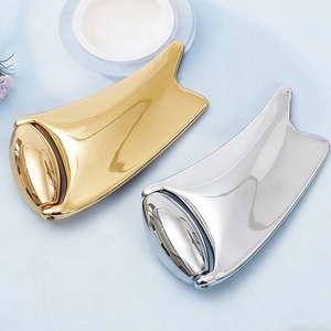 Rodillo Guasha Frío y Caliente: Modos de Enfriamiento y Calentamiento para un Brillo Instantáneo, 100% Piedra de Jade - Product Image 1