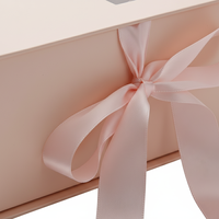 Großhandel Geschenk box Verpackung geprägte Pappe Versand Magnetische schwarze Kleidung Papier boxen zum Verpacken