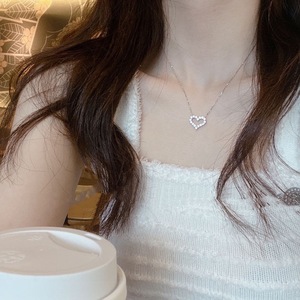 Regalo di Anniversario, Gioielli Romantici alla Moda, Collana con Ciondolo a Cuore Infinito in Argento 925 e Moissanite da 1,5mm, Placcata in Rodio per Donne - Product Image 3