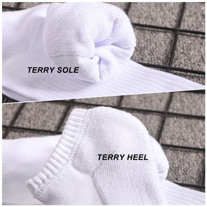Kaus kaki merek katun Crew grosir huruf rajutan Jacquard kasual desainer adem kaus kaki olahraga empuk kualitas tinggi putih - Product Image 6