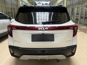 YD AUTO 2023 Kia Seltos 1.5L CVT Luxe <span class=keywords><strong>Carrosserie</strong></span> et <span class=keywords><strong>peinture</strong></span> d'origine Essence Voiture d'occasion 1.5L 115 CV L4 SUV 5 portes 5 places Disponible - Product Image 5
