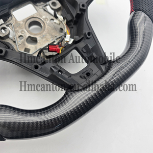 Productos populares Volante LED de fibra de carbono de cuero perforado para Volkswagen VW Passat Golf 7 Volante - Product Image 2