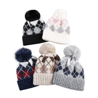 Nouveau bonnet pour enfant en gros certifié OEKO-TEX, avec logo personnalisé, en acrylique jacquard à carreaux, doublé polaire, tricoté, avec pompon, pour l'hiver