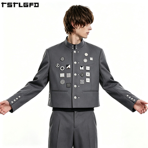 Blazer Uniforme Corto OEM/ODM para Hombre, Gris, Cuello Alto, Múltiples Botones, Insignia, Conjuntos de Ropa Exterior para Hombre, Fabricantes de Ropa al por Mayor - Product Image 3