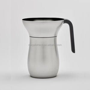 Bouilloire à thé en acier inoxydable pour cuisinière <span class=keywords><strong>avec</strong></span> <span class=keywords><strong>filtre</strong></span> à mailles fines <span class=keywords><strong>intégré</strong></span>, bec verseur anti-goutte et poignée ergonomique résistante à la chaleur - Product Image 2