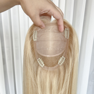 ท็อปเปอร์ผมแท้แบบไหม ขนาด 5x6.5 นิ้ว ผมแท้รัสเซียแบบเวอร์จิ้น พร้อมคลิปหนีบ คุณภาพสูง สำหรับผู้หญิงที่มีภาวะผมร่วง - Product Image 1