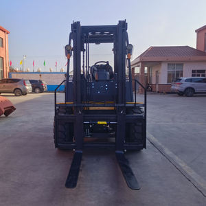 Empilhadeira 4x4 para Terrenos Irregulares de 3,5 Toneladas com Pneus Grandes, um Parceiro Confiável para Manuseio de Materiais Industriais na Construção - Product Image 4