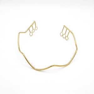 Tiara Minimalista Hecha a Mano con Ondas Doradas para el Cabello |   Clip Abstracto con Diseño Ondulado |   Elegante Accesorio para el Cabello para Mujer, Ideal para Bodas - Product Image 2