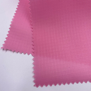 Échantillon gratuit <span class=keywords><strong>pas</strong></span> <span class=keywords><strong>cher</strong></span> haute qualité 210t tissu en taffetas imperméable prix - Product Image 5